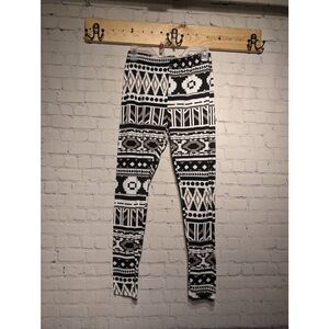 Bobbie Brooks leggings size large *